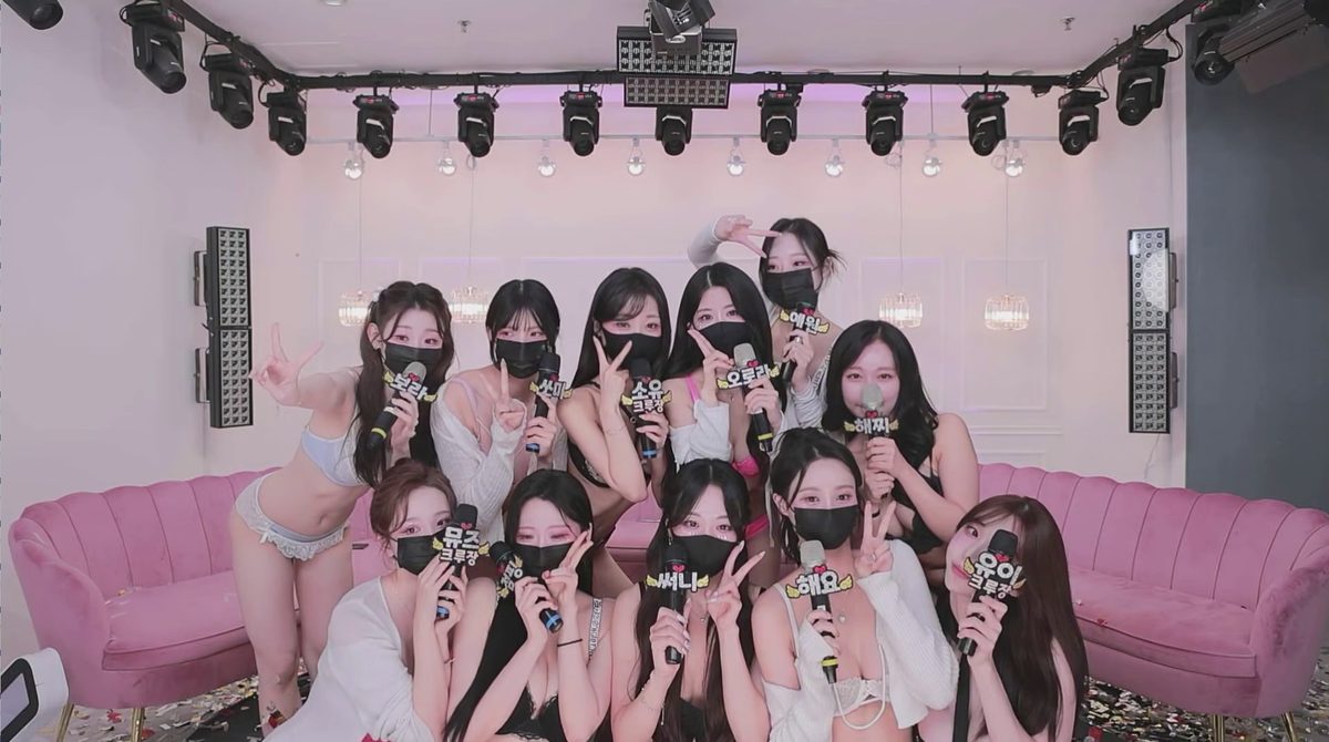 Mscrew33 (All-in Crew) Season 3 final-episode group shot — 11 members