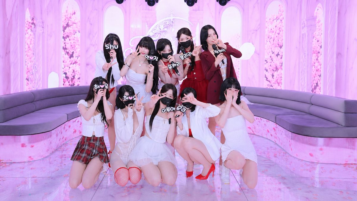 Mscrew33 (Full Moon) Season 5 group shot