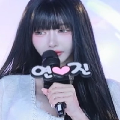 Yeonjin
