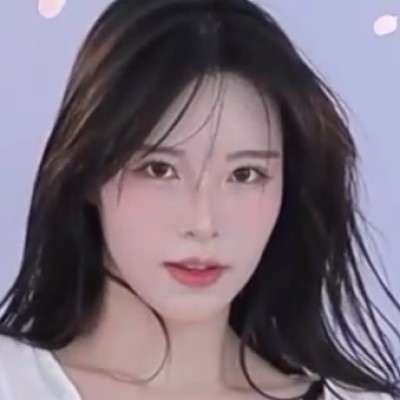 Han Yuha 