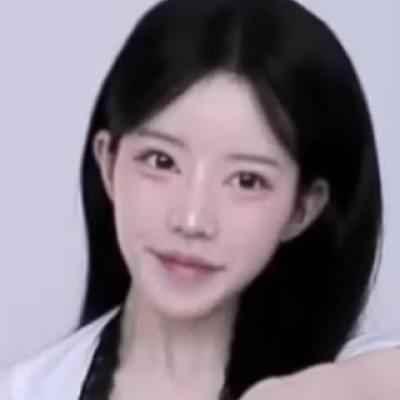 Nayomi